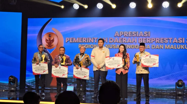 Morotai Raih Terbaik I Penanggulangan Kemiskinan Regional