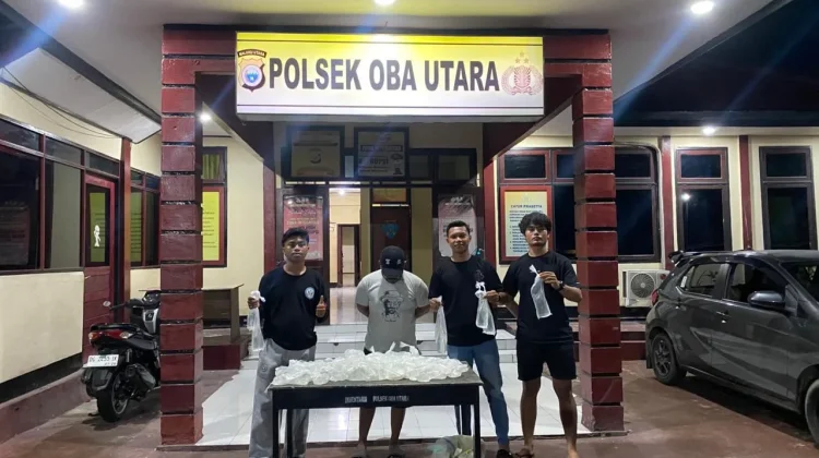 Polisi Gagalkan Peredaran Puluhan Kantong Miras di Oba Utara