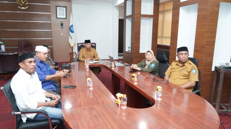 Wakil Wali Kota Ternate Hadiri Serah Terima Bantuan Sapi Presiden