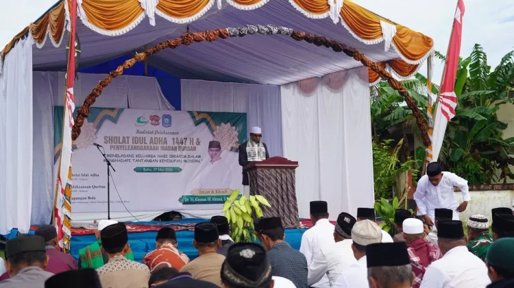 Wakil Bupati Halut Jadi Imam dan Khatib Idul Adha 1447 Hijriah