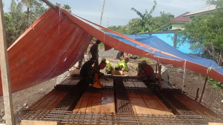 Jembatan Garuda Desa Gita Masuki Tahap Pengecoran Bersama