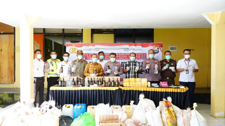 Pemkot Apresiasi Polresta Tidore dalam Menekan Peredaran Miras dan Narkoba