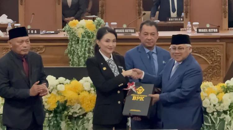 Raih Opini WTP, Gubernur Sherly Pecahkan Penantian Tiga Tahun