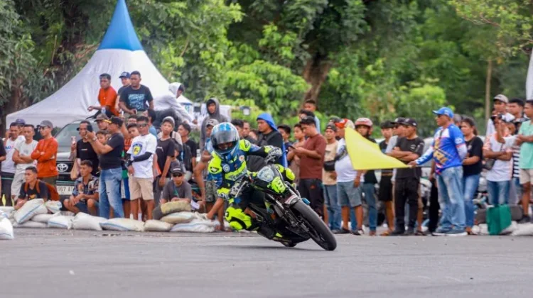 Pembalap Ternate Raih Emas Balap Motor Porprov Malut 2026