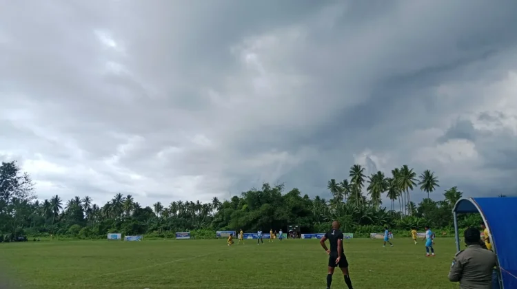 Laga Ternate vs Halbar Ditunda, Skor 1-1 Bertahan hingga Besok