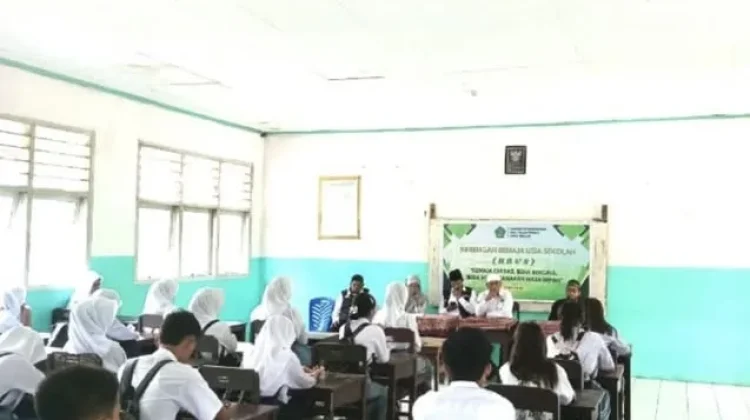 KUA Pulau Ternate Edukasi Remaja Cegah Pernikahan Dini