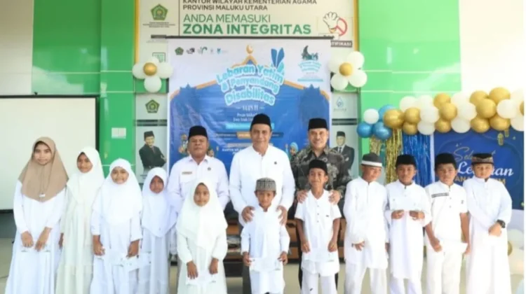 Kemenag Salurkan 929 Santunan pada Lebaran Yatim dan Penyandang Disabilitas
