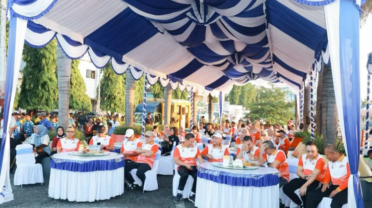 Hadiri CFD Hari Bhayangkara, Wali Kota Ternate Ajak Warga Hidup Sehat
