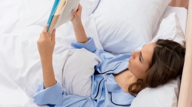 Rekomendasi Genre yang Dapat Dibaca sebelum Tidur Malam