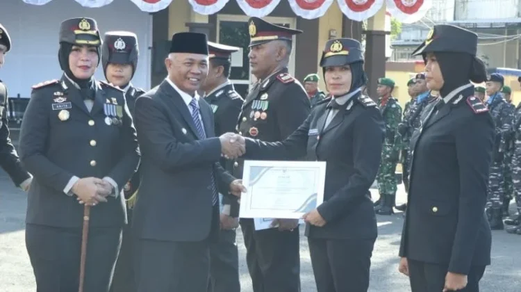 Polsek A Yani Ternate Sabet Penghargaan Pengungkapan Miras Terbanyak