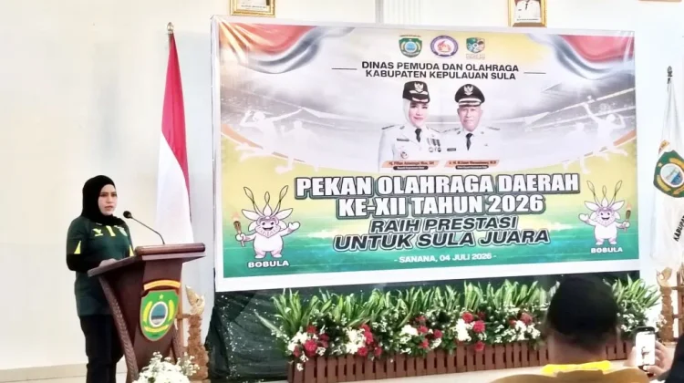 Bupati Lepas Ratusan Peserta Popda Kepulauan Sula