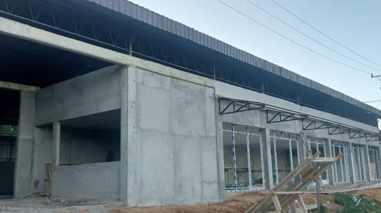 Pembangunan Gerai Koperasi Merah Putih Capai 80 Persen
