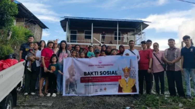 Umat Buddha Kota Ternate Peringati HUT Dharmaraja Liansheng dengan Bakti Sosial