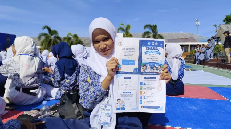 Digital Pasport Warnai Blok Literasi MPLS Ramah di SMAN 2 Ternate