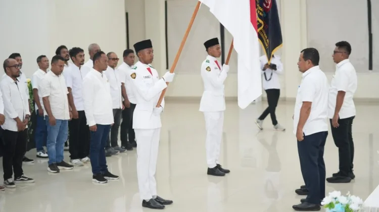 Bupati Halteng Resmi Lantik Pengurus GAPEKSINDO Periode Baru