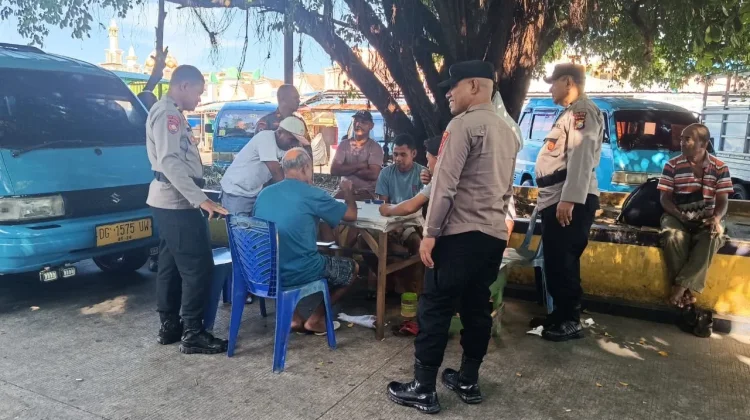 Satbinmas Polres Ternate Imbau Warga Jaga Kamtibmas Tetap Kondusif