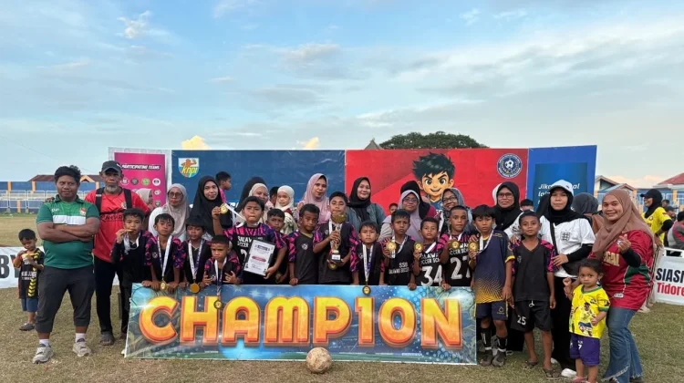 SSB Salawaku U-9 Juarai Turnamen Sepakbola Usia Dini di Tidore