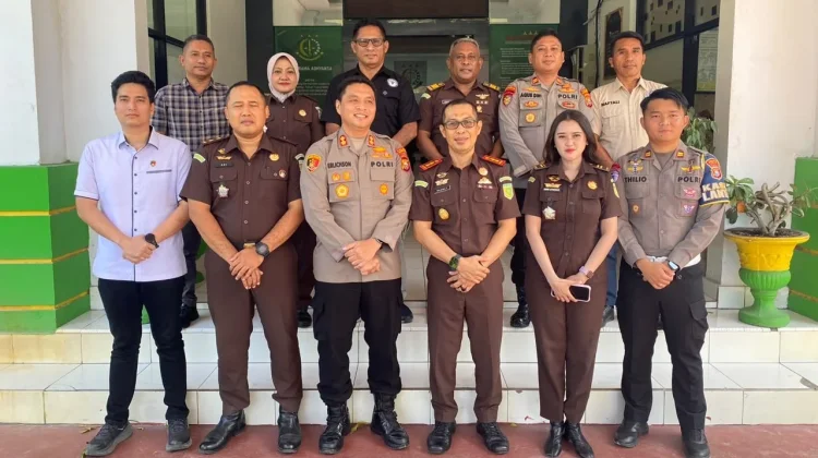 Pererat Koordinasi Antar Penegak Hukum, Kapolres Halut Sambangi Kejari Halut