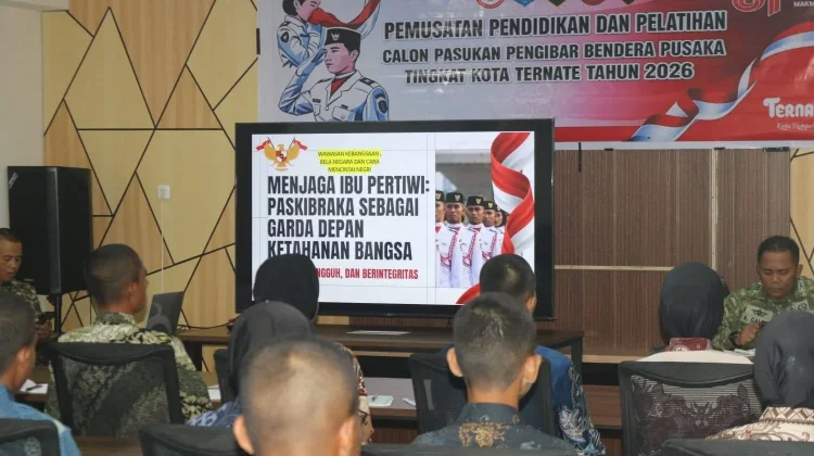 Pasi Ter Kodim Ternate Bekali Materi Ketahanan Nasional ke Calon Paskibraka 2026