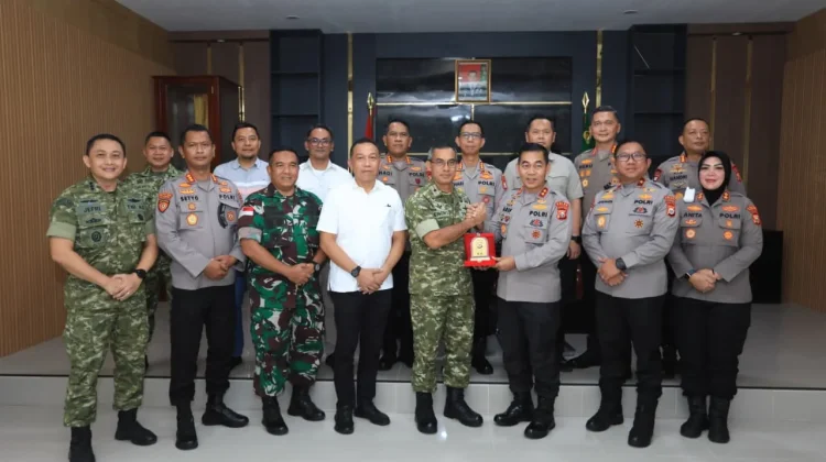 TNI-Polri di Maluku Utara Makin Solid, Kapolda Kunjungi Danrem Baabullah