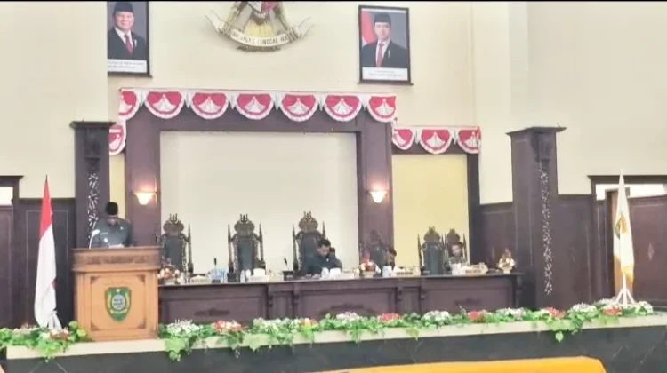 Pemkab dan DPRD Sula Sepakati Ranperda Pertanggungjawaban APBD 2025
