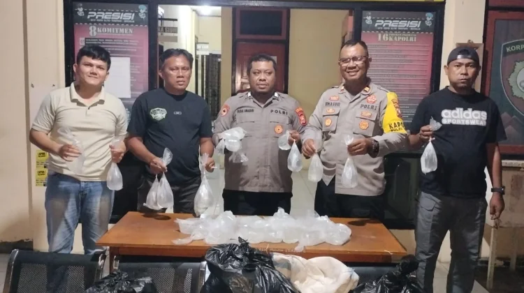 Polsek Pulau Ternate Gagalkan Peredaran 190 Kantong Cap Tikus