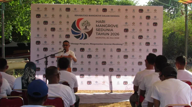 Polres Morotai Dukung Rehabilitasi Mangrove Pantai Armydock