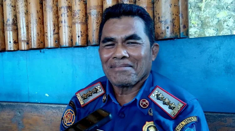 Damkar Ternate Imbau Warga Waspada Kebakaran Musim Kemarau