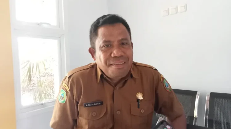 Disdik Kepulauan Sula Siapkan Kepsek Baru di SMPN 2 Sanana Utara