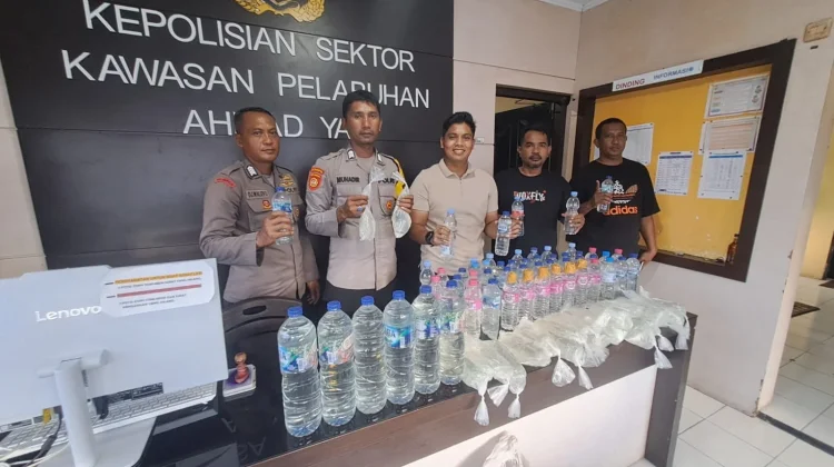 Baru Dilantik, Kapolsek Ahmad Yani Gagalkan Penyelundupan Miras ke Ternate