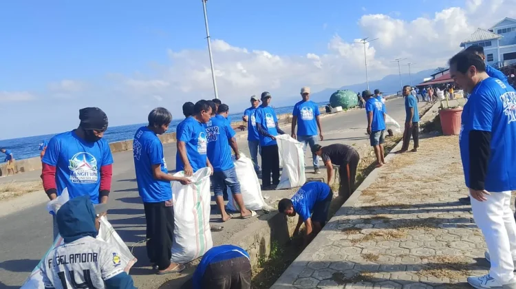 Sambut HUT ke-25, Pengurus Partai Demokrat Gelar Bakti Sosial