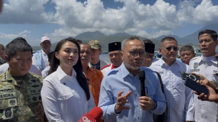 Pemerintah Benahi Penyaluran Bansos lewat Kopdes, Hoaks Warung Dibantah