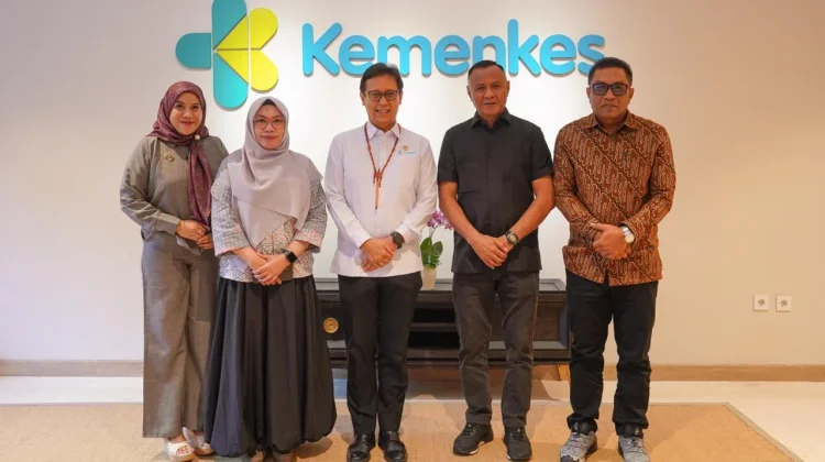 Bertemu dengan Menkes Tidore Dorong Percepatan Peningkatan Fasilitas Kesehatan