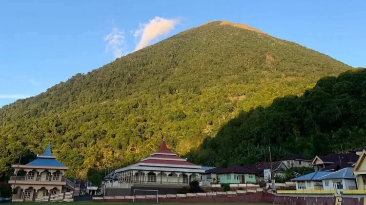 Jalur Gurabunga ke Puncak Kie Matubu Ditutup, Ini Alasannya