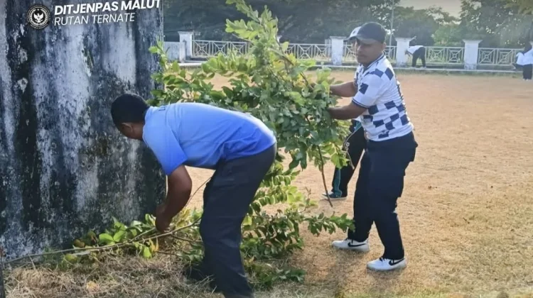 Rutan Ternate Ikut Aksi Bersih Sambut Kemerdekaan RI