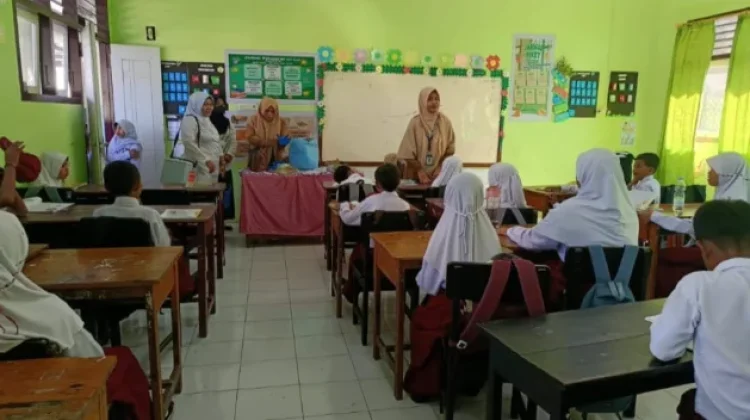 Imunisasi Anak Sekolah di Ternate Capai 55 SD/MI