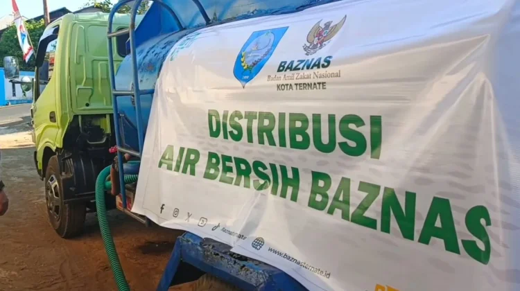 Baznas Ternate Salurkan 18 Ribu Liter Air Bersih