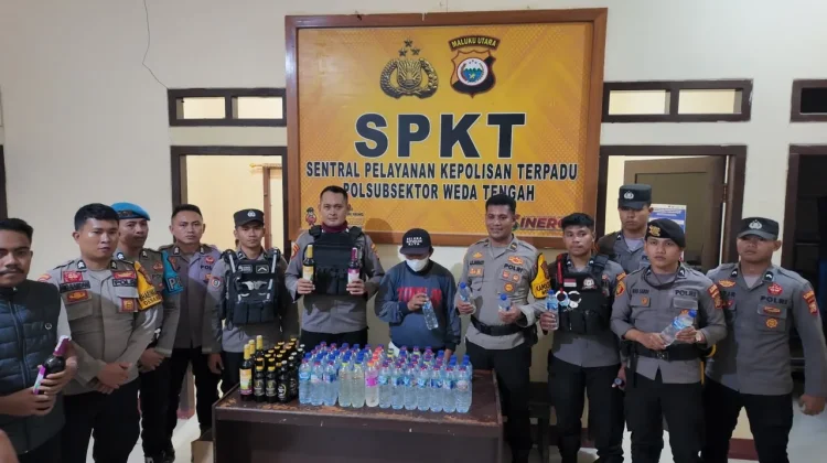 Razia Miras Digencarkan, 467 Botol Diamankan Polres Halteng