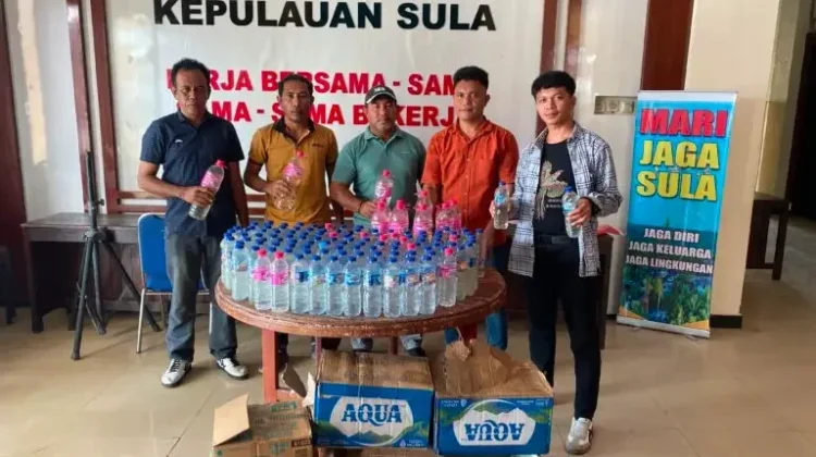 Satresnarkoba Polres Sula Amankan Ratusan Botol Miras di Kota Sanana