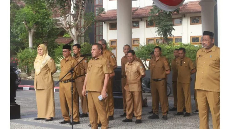 Wabup Halteng Tegaskan Disiplin ASN dan Tanggung Jawab Pelayanan