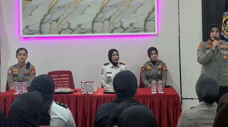 Kunjungi Lapas Perempuan, Kapolres: Masyarakat Tak Kucilkan Napi saat Bebas