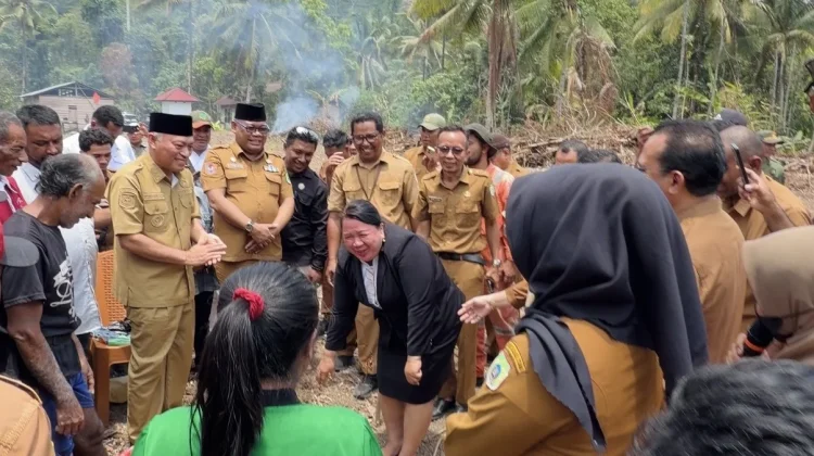 Rumah Baru Suku O’Hongana Manyawa di Maluku Utara Mulai Dibangun