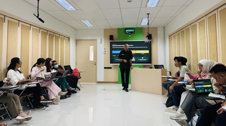 Dari Hutan Halmahera, Kepala BPSDM Malut Jadi Dosen Tamu di Universitas Indonesia