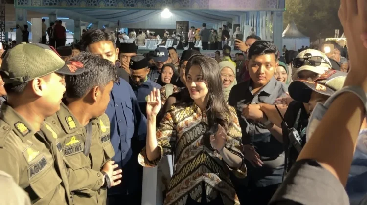Gubernur Malut Sherly Tjoanda Curi Perhatian di MTQ Nasional