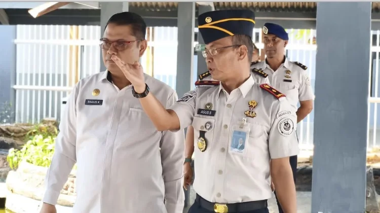 Kakanwil Ditjenpas Malut Berikan Penguatan kepada Jajaran Rutan Soasiu
