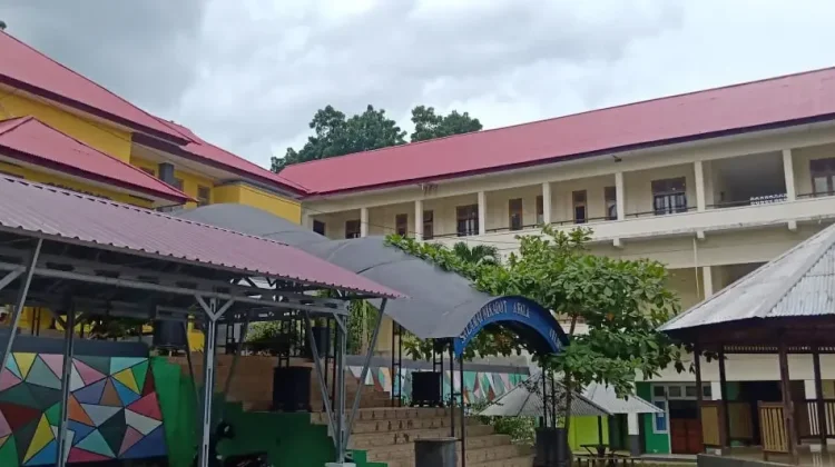 Mengabdi lewat Budaya Menginspirasi lewat Karya