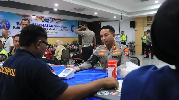 Semarak HUT Ke-71, Ditlantas Maluku Utara Gelar Bakti Kesehatan di Ternate