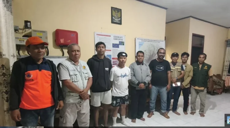 Lima Pendaki Selamat dari Kebakaran, Pendakian Gamkonora Ditutup