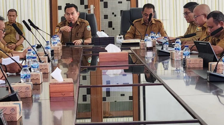 Sekda Haltim Soroti Penatausahaan Keuangan Puskesmas