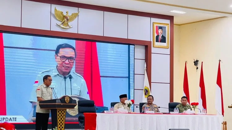 Deklarasi Perdamaian, Bupati Ancam Pecat Pegawai Bahas Konflik Patani Barat